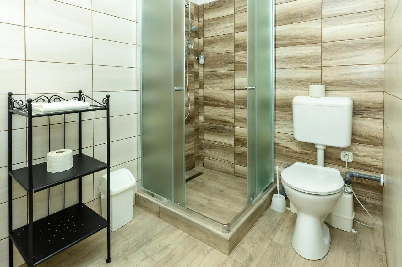 Servita Udvarhaz Eger Bed & Breakfast