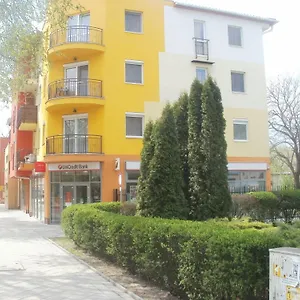 apartman-otto.hotels-hajduszoboszlo-hungary.com/