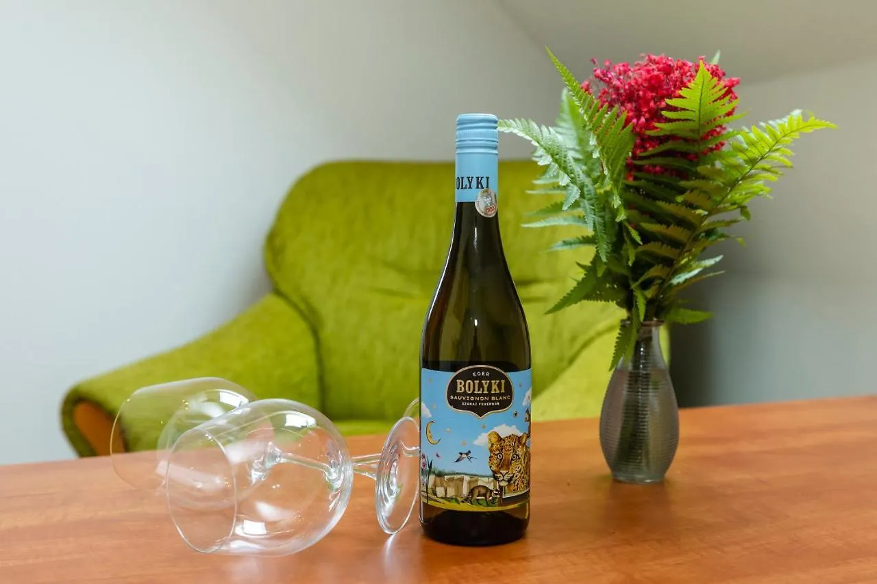Bed & Breakfast Servita Udvarhaz Eger Hungary